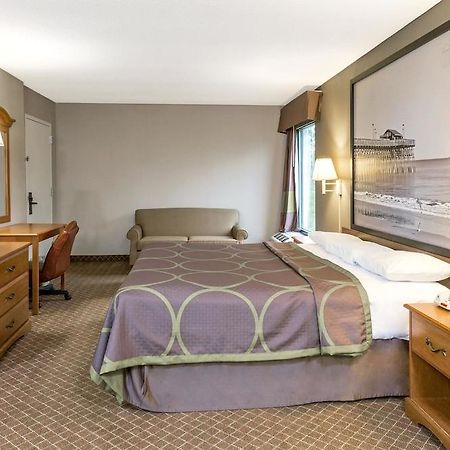 Super 8 By Wyndham Orangeburg Hotell Exteriör bild