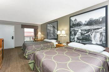 Super 8 By Wyndham Orangeburg Hotell Exteriör bild